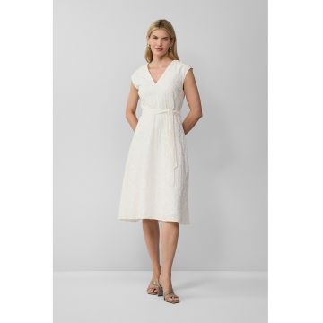 Rochie din dantela Sangallo cu croiala in A