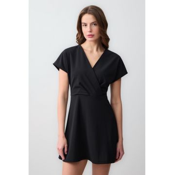 Rochie evazata cu decolteu in V