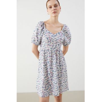 Rochie evazata cu model floral