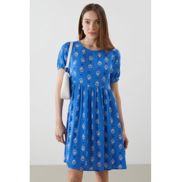 Rochie evazata cu model grafic
