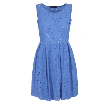 Rochie evazata cu motive florale