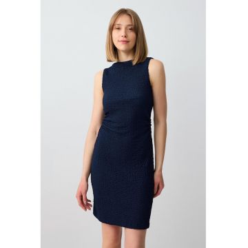 Rochie fara maneci cu model uni