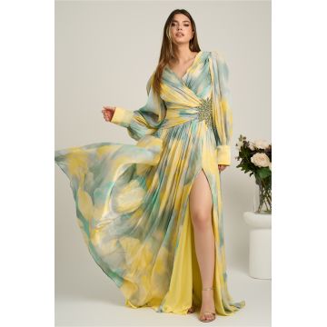Rochie lunga de ocazie din voal galbena cu imprimeuri verde mint si strasuri in talie