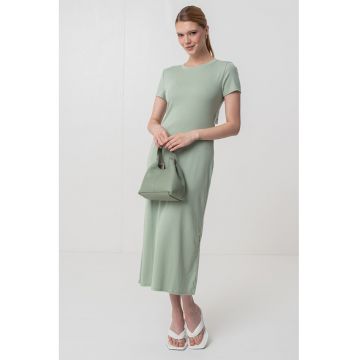 Rochie maxi cu decupaj pe spate