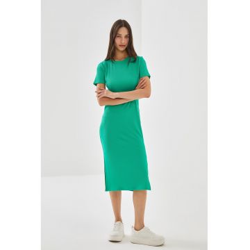 Rochie midi cu slit lateral