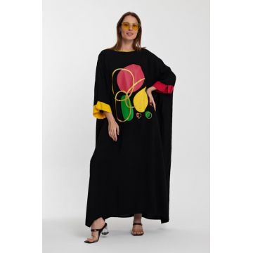 Rochie oversize neagra cu imprimeu cauciucat cercuri, din vascoza