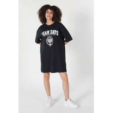 Rochie-tricou supradimensionata