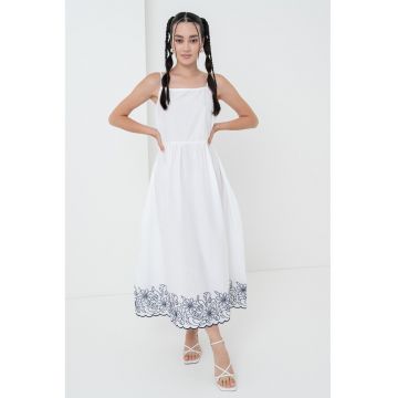 Rochie de bumbac cu broderie florala