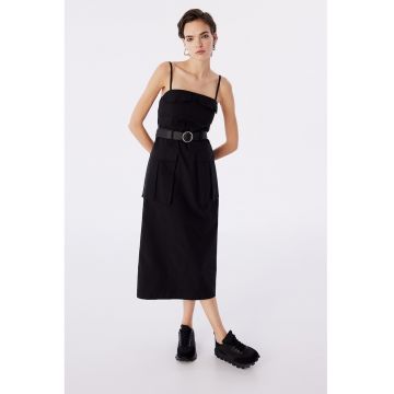 Rochie dreapta cu buzunare cu clapa