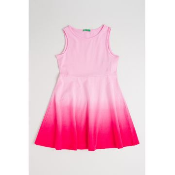 Rochie evazata cu aspect in degrade