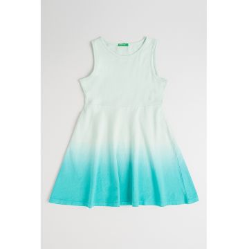 Rochie evazata cu aspect in degrade