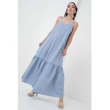 Rochie lunga cu model in dungi