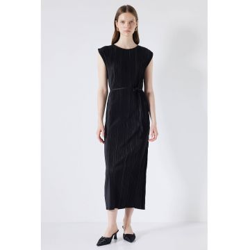 Rochie maxi cu aspect striat