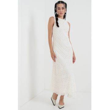 Rochie midi cu dantela crosetata