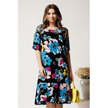 Rochie midi neagra din viscoza cu croi drept si flori albastre