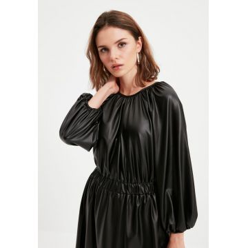 Rochie midi cu maneci bufante