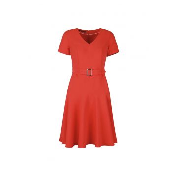 Rochie cu decolteu in