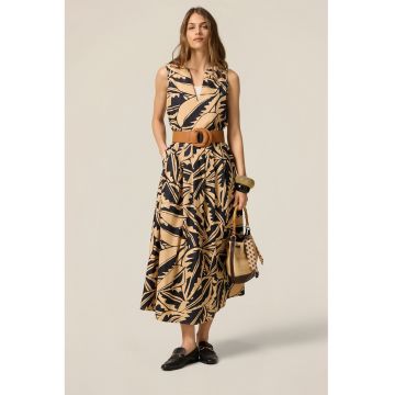 Rochie evazata cu imprimeu grafic