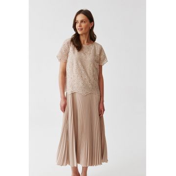 Rochie lejera de dantela