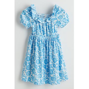 Rochie cu model - croiala in A si maneci bufante
