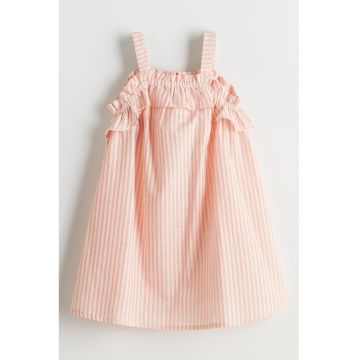 Rochie cu model in dungi si decolteu patrat