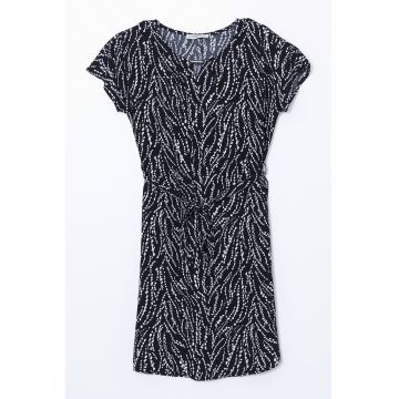 Rochie cu model si decolteu in V