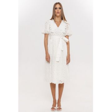 Rochie din dantela cu maneci bufante