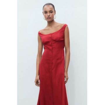 Rochie midi cu croiala evazata