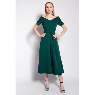 Rochie midi cu partea de jos evazata si model uni
