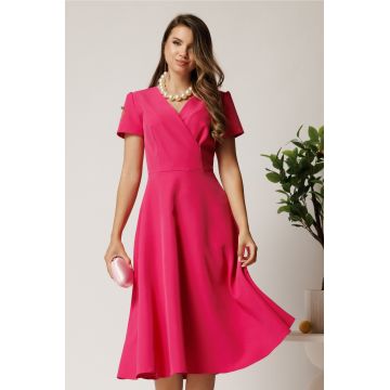 Rochie midi fucsia din voal in clos cu decolteu petrecut