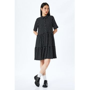 Rochie mini cu buline si terminatie cu volane