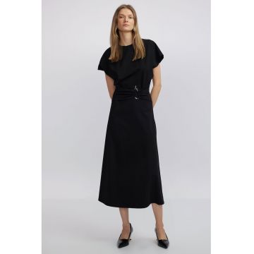 Rochie cu croiala in A si curea asortata in talie