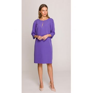 Rochie cu decupaj in forma de lacrima la decolteu -