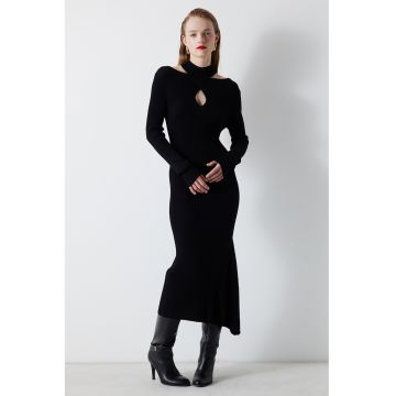 Rochie maxi cu decupaje