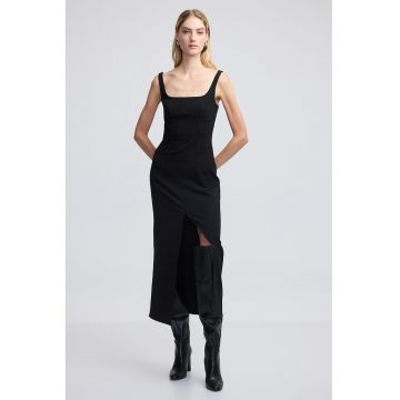 Rochie midi cu slit frontal