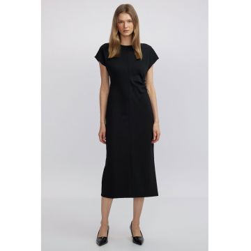 Rochie midi cu slit pe partea din spate