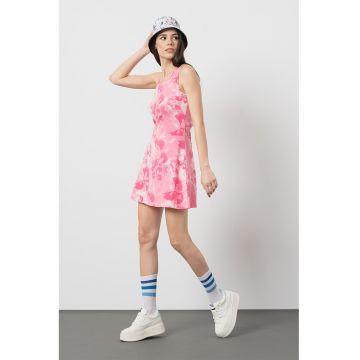 Rochie cu model si spate decupat