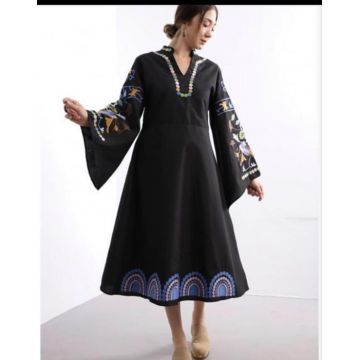 Rochie neagra din poplin de bumbac, cu maneci ample si broderie