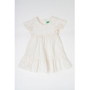 Rochie evazata cu maneci scurte