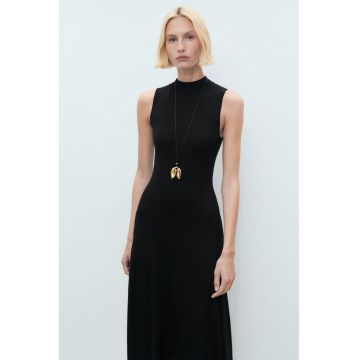 Rochie fara maneci tricotata fin