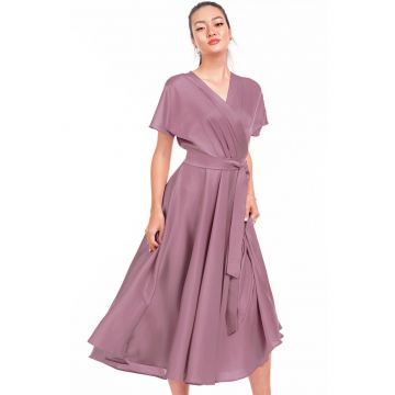 Rochie midi evazata cu aspect satinat