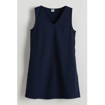 Rochie cu decolteu in V si model uni