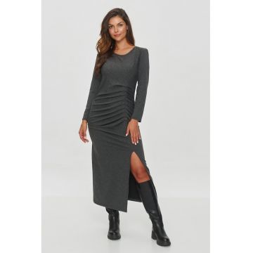 Rochie drapata cu crapatura adanca pe picior
