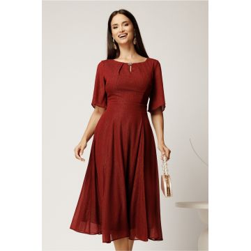 Rochie DY Fashion midi bordo din voal in clos cu fir lurex si accesoriu la decolteu