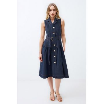 Rochie evazata cu cordon in talie