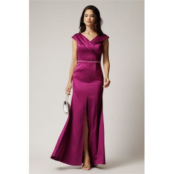 Rochie lunga magenta din tafta cu perle in talie si crapatura pe picior