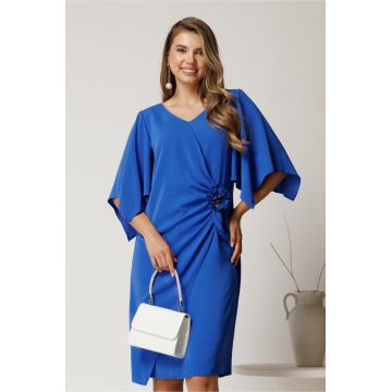 Rochie midi albastra din voal cu floare si volan in talie