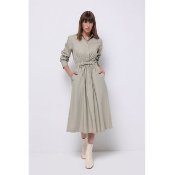 Rochie midi cu croiala A si maneci lungi Colo
