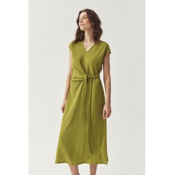 Rochie midi cu croiala avazata