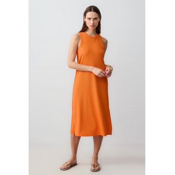 Rochie midi cu croiala dreapta si slit lateral